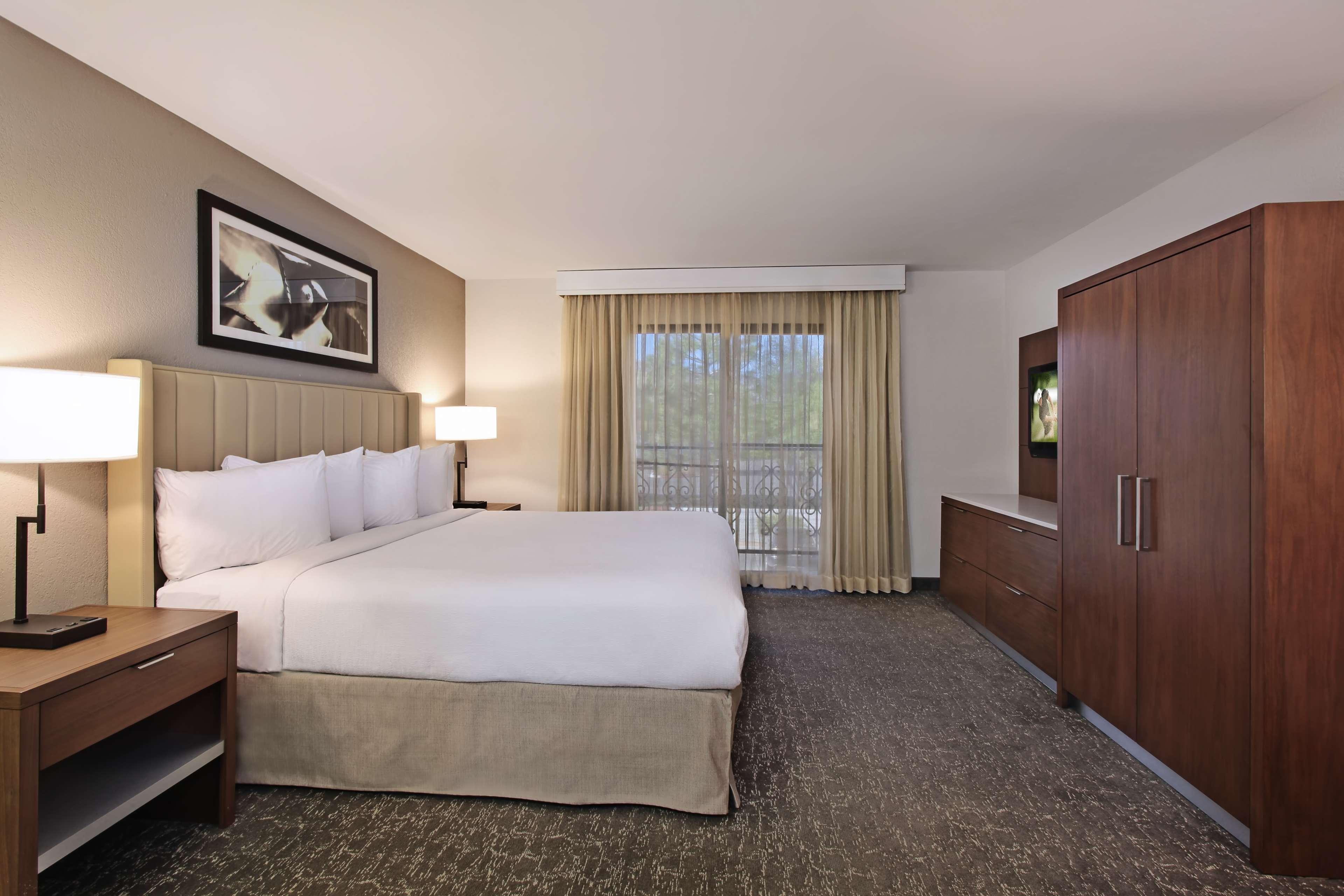 Embassy Suites By Hilton Palm Desert Pokój zdjęcie