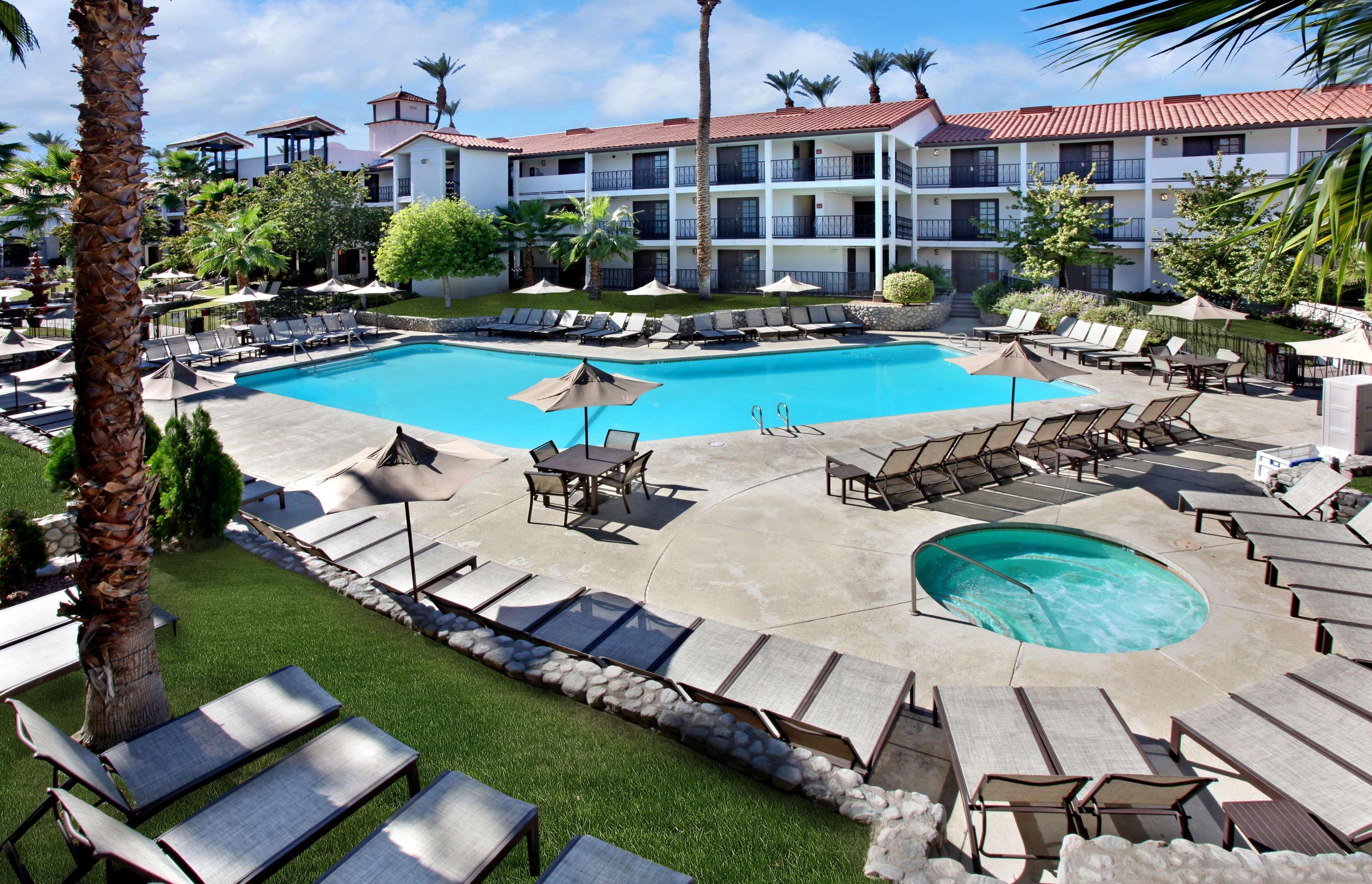 Embassy Suites By Hilton Palm Desert Udogodnienia zdjęcie