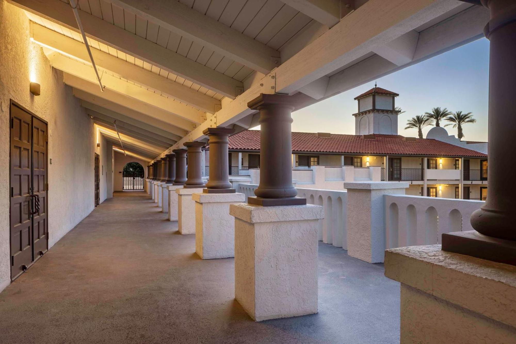 Embassy Suites By Hilton Palm Desert Zewnętrze zdjęcie